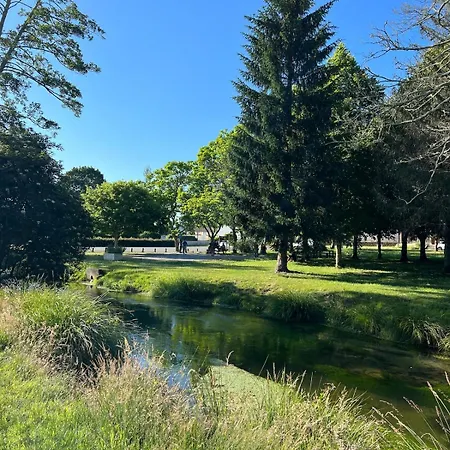 Villa La Maison Du Ruisseau - Spacieuse, Grand Parc *